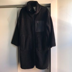 H&M black Sherpa jacket